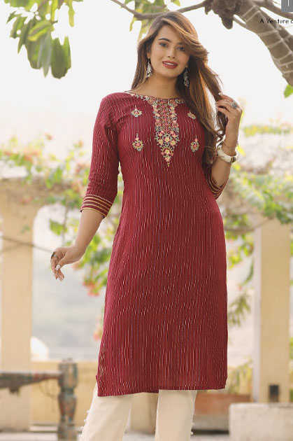 Printed Party Wear Designer Kali Style Long Rayon Kurti at Rs 999 in Surat