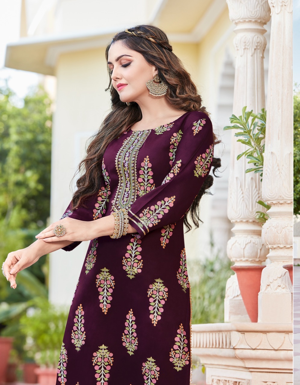 Swasti Plus Size Black Cotton Bandhani And Leheriya Print Straight Kurta