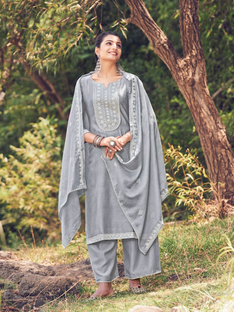 Grey Cotton Lucknow Chikankari Kurta With Trouser Set 1