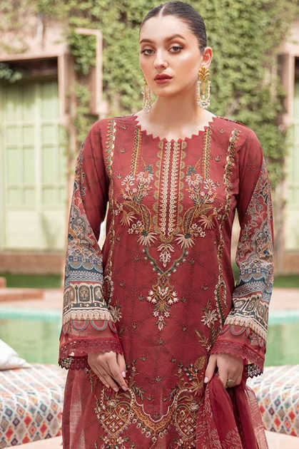 SHREE FABS S 846 PAKISTANI SUITS WHOLESALER SURAT