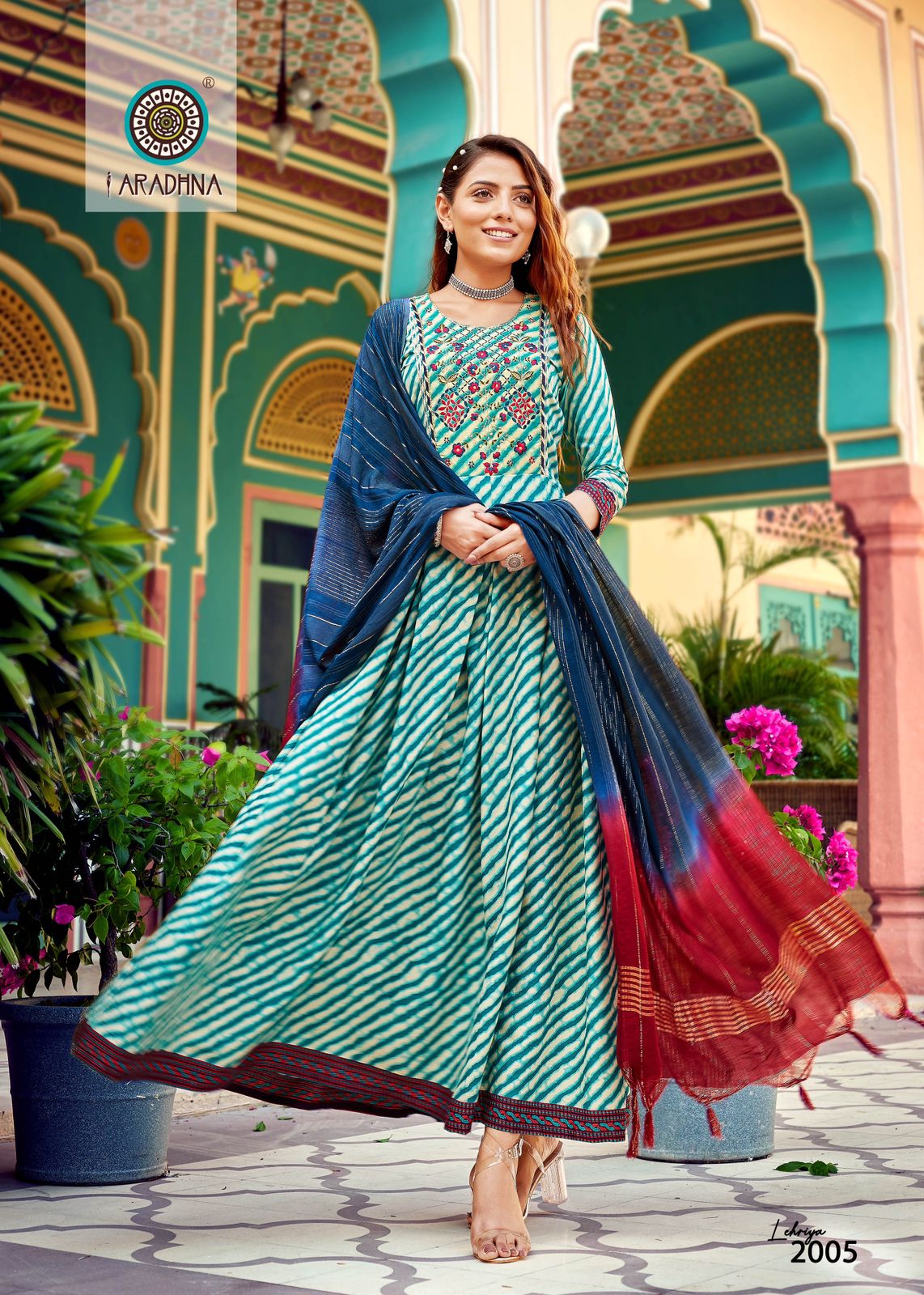 Amazon.com: Mamshaab, Stylish and Elegant: Cotton Printed Kurti Pant with  Dupatta (X-Large (42)) : Clothing, Shoes & Jewelry