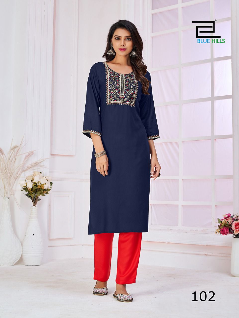 Top 5 Kurti Styles for College and Office Goers -