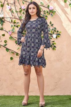 Kinti Marvel Rayon Kurti Catalog 8 Pcs