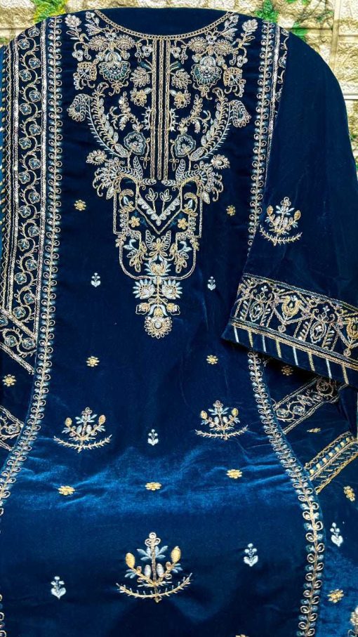 Dinsaa Ds 230 Velvet Pashmina Salwar Suit Catalog 5 Pcs 14 510x907 - Dinsaa Ds 230 Velvet Pashmina Salwar Suit Catalog 5 Pcs