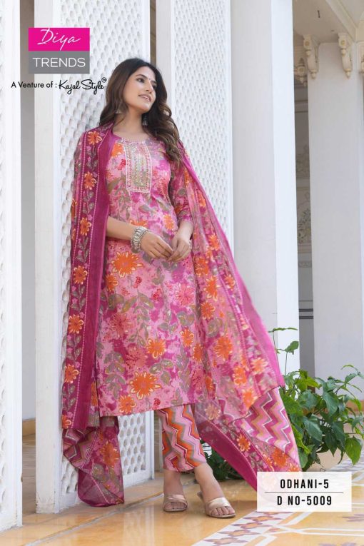 Diya Trends Odhani Vol 5 A by Kajal Style Kurti with Dupatta Bottom Cotton Catalog 8 Pcs 5 510x765 - Diya Trends Odhani Vol 5 A by Kajal Style Kurti with Dupatta Bottom Cotton Catalog 8 Pcs