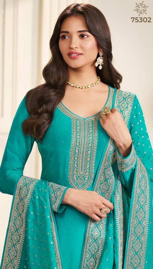 Kuleesh Saiyaara by Vinay Silk Salwar Suit Catalog 4 Pcs 5 510x893 - Kuleesh Saiyaara by Vinay Silk Salwar Suit Catalog 4 Pcs