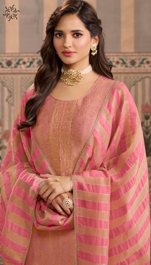 Kuleesh Shardha by Vinay Jacquard Salwar Suit Catalog 4 Pcs 9 510x893 - Kuleesh Shardha by Vinay Jacquard Salwar Suit Catalog 4 Pcs