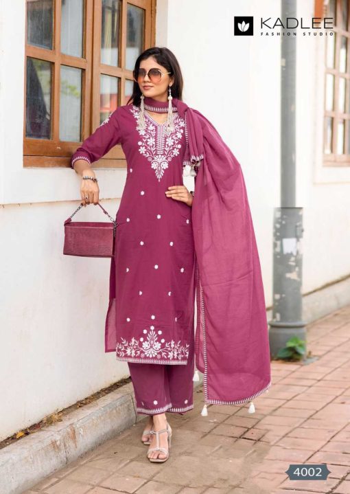 Kadlee Aarya Cotton Kurti with Dupatta Bottom Catalog 6 Pcs - Image 2