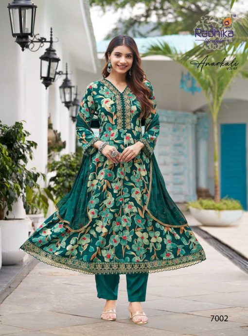 Radhika Anarkali Vol 7 Kurti with Dupatta Bottom Rayon Catalog 6 Pcs - Image 4