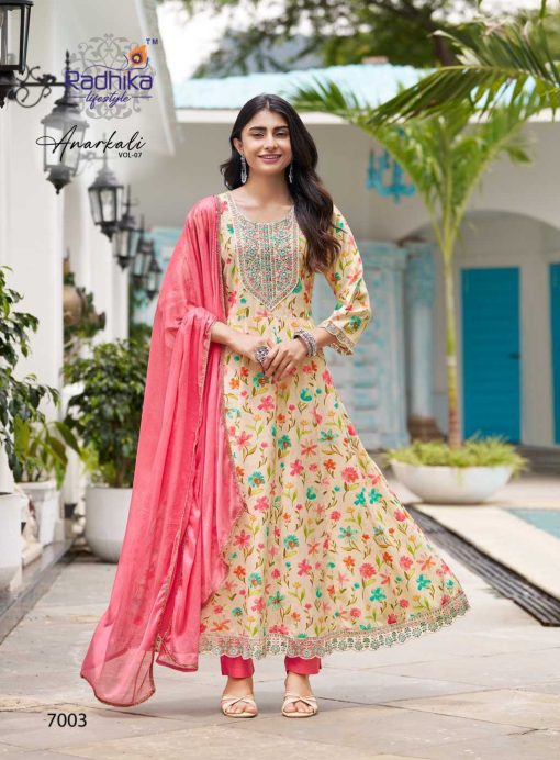 Radhika Anarkali Vol 7 Kurti with Dupatta Bottom Rayon Catalog 6 Pcs - Image 5