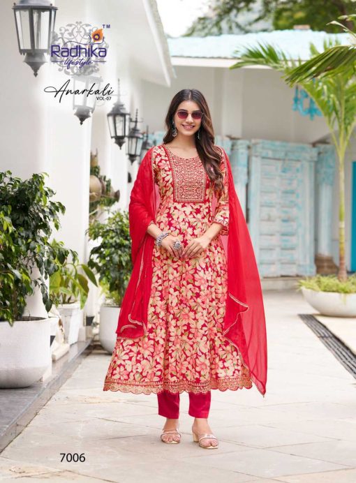 Radhika Anarkali Vol 7 Kurti with Dupatta Bottom Rayon Catalog 6 Pcs - Image 7