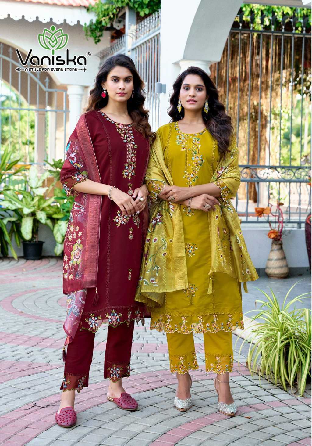 Vaniska Dastoor Vol 1 Kurti with Dupatta Bottom Silk Catalog 6 Pcs (14) Vaniska Dastoor Vol 1 Kurti with Dupatta Bottom Silk Catalog 6 Pcs - Image 15