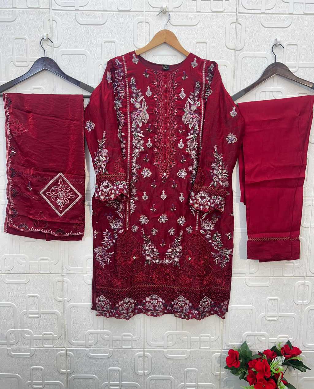 Bilqis B 190 A-D Fancy Readymade Salwar Suit Catalog 4 Pcs (8) Bilqis B 190 A-D Fancy Readymade Salwar Suit Catalog 4 Pcs - Image 9
