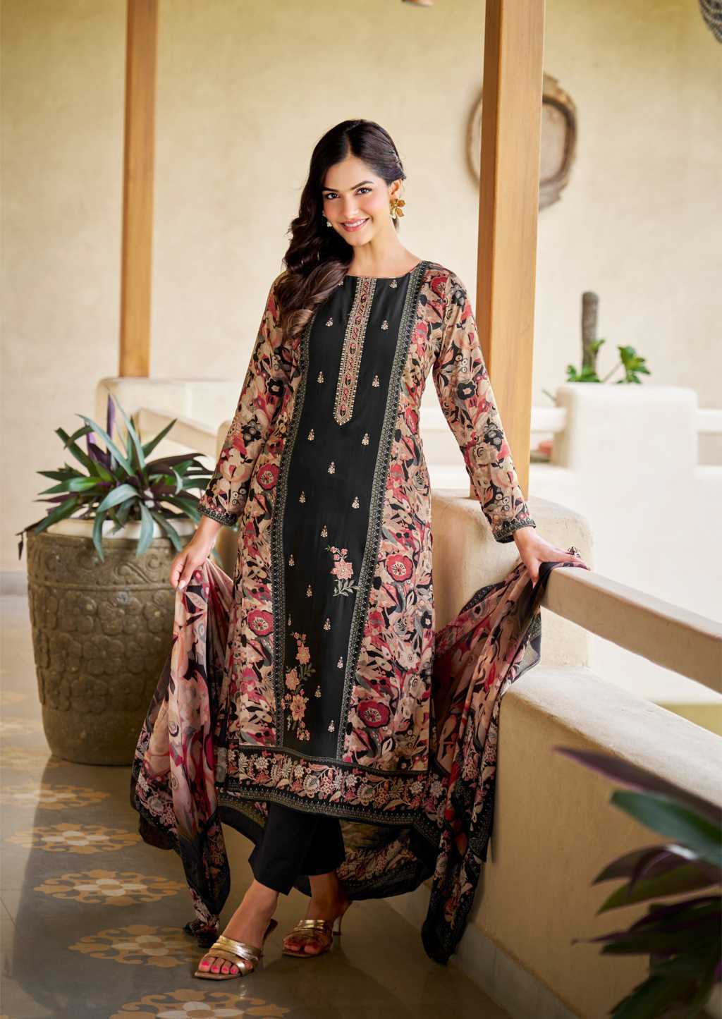 The Heritage Shop Aaranya Viscose Salwar Suit Catalog 6 Pcs (4) The Heritage Shop Aaranya Viscose Salwar Suit Catalog 6 Pcs - Image 5