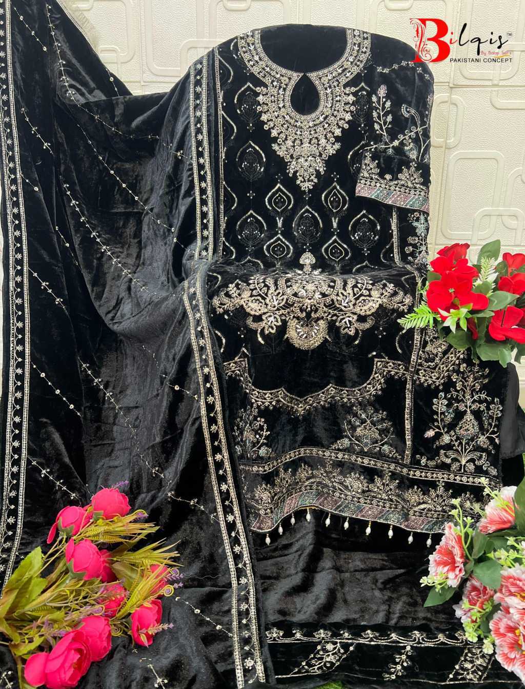 Bilqis B 215 A-D Velvet Salwar Suit Catalog 4 Pcs (4) Bilqis B 215 A-D Velvet Salwar Suit Catalog 4 Pcs - Image 5
