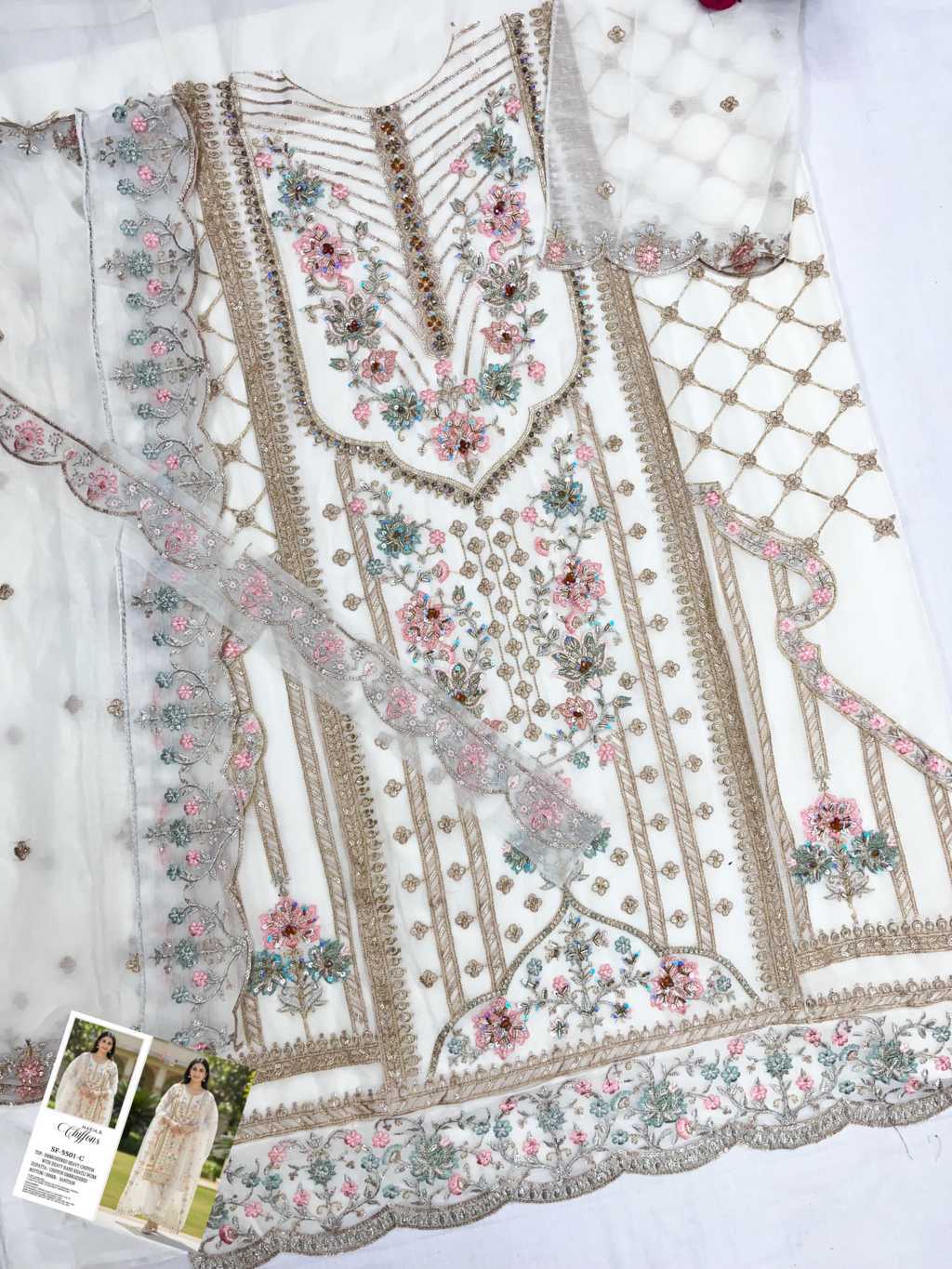 Shree Fabs Maria B Chiffons SF 5501 A-D Chiffon Salwar Suit Catalog 4 Pcs (7) Shree Fabs Maria B Chiffons SF 5501 A-D Chiffon Salwar Suit Catalog 4 Pcs - Image 8