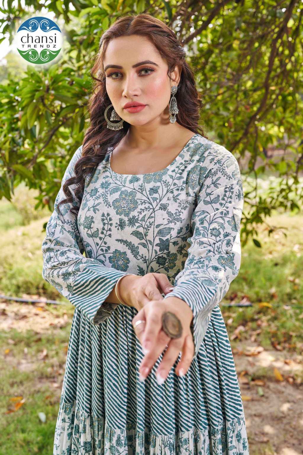Chansi Trendz Hiranyasri Rayon Kurti Catalog 4 Pcs (3) Chansi Trendz Hiranyasri Rayon Kurti Catalog 4 Pcs - Image 4