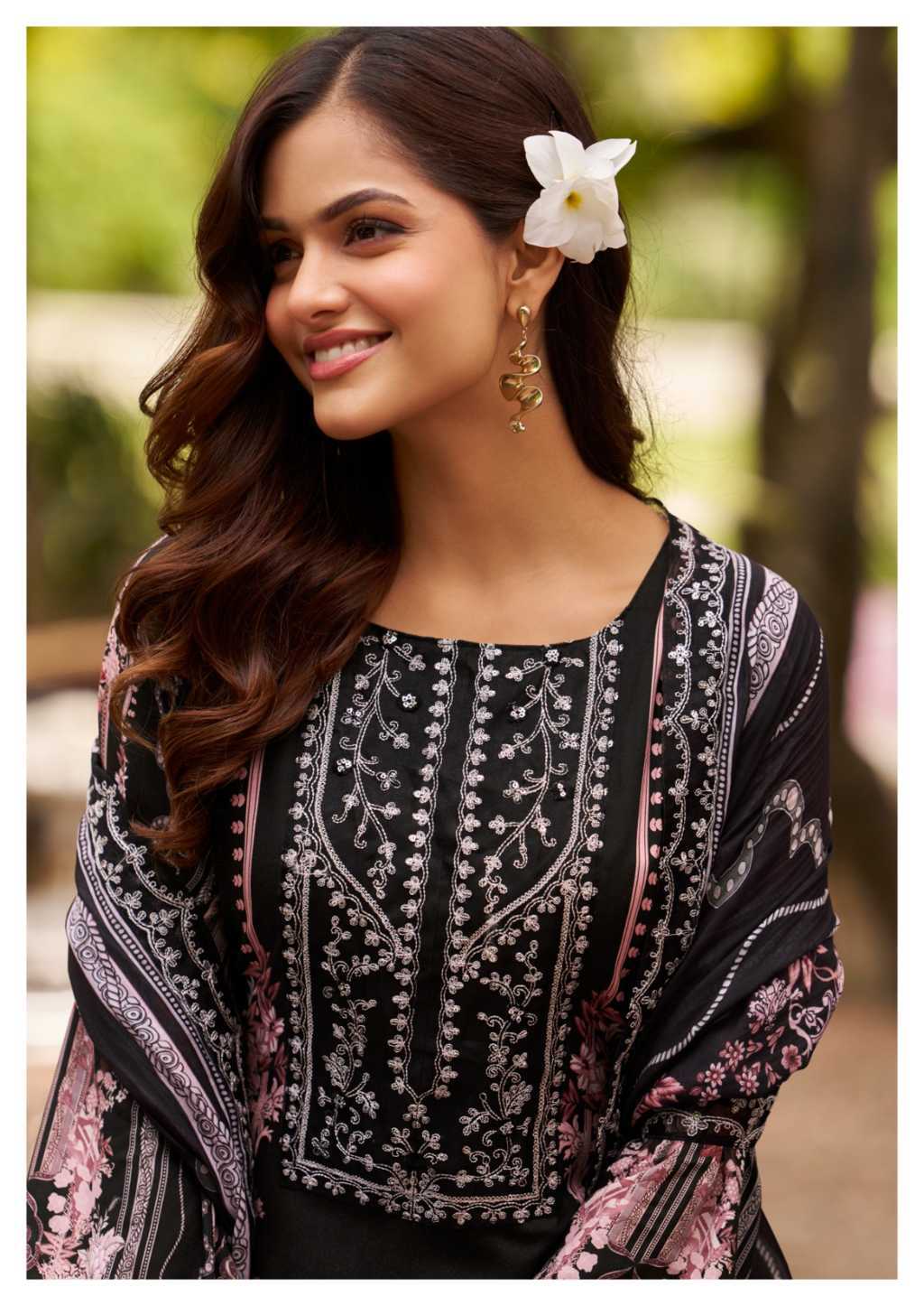 The Heritage Shop Amahle Vol 3 Cotton Salwar Suit Catalog 6 Pcs (14) The Heritage Shop Amahle Vol 3 Cotton Salwar Suit Catalog 6 Pcs - Image 15