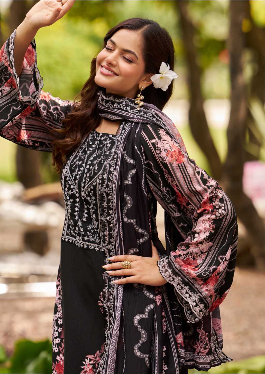 The Heritage Shop Amahle Vol 3 Cotton Salwar Suit Catalog 6 Pcs (7) The Heritage Shop Amahle Vol 3 Cotton Salwar Suit Catalog 6 Pcs - Image 8