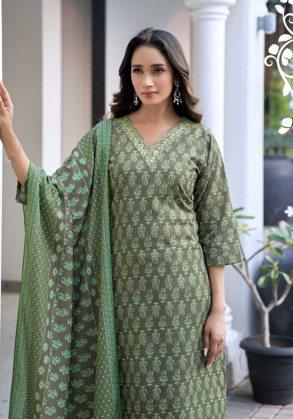 Vaniska Sunrise Vol 3 Kurti with Dupatta Bottom Fancy Catalog 8 Pcs (13) Vaniska Sunrise Vol 3 Kurti with Dupatta Bottom Fancy Catalog 8 Pcs - Image 14