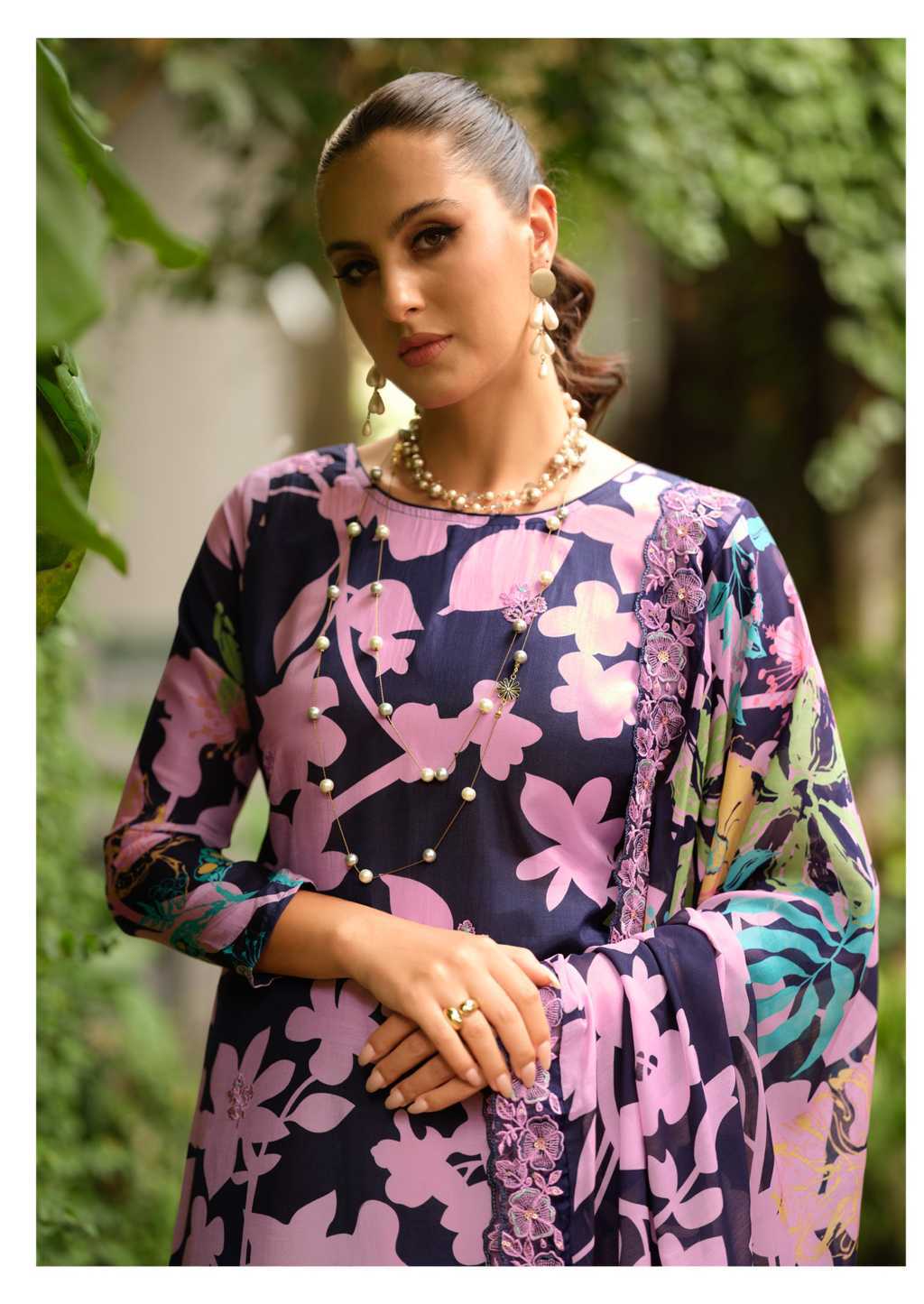 The Heritage Shop Gazab Vol 2 Viscose Salwar Suit Catalog 4 Pcs (3) The Heritage Shop Gazab Vol 2 Viscose Salwar Suit Catalog 4 Pcs - Image 4