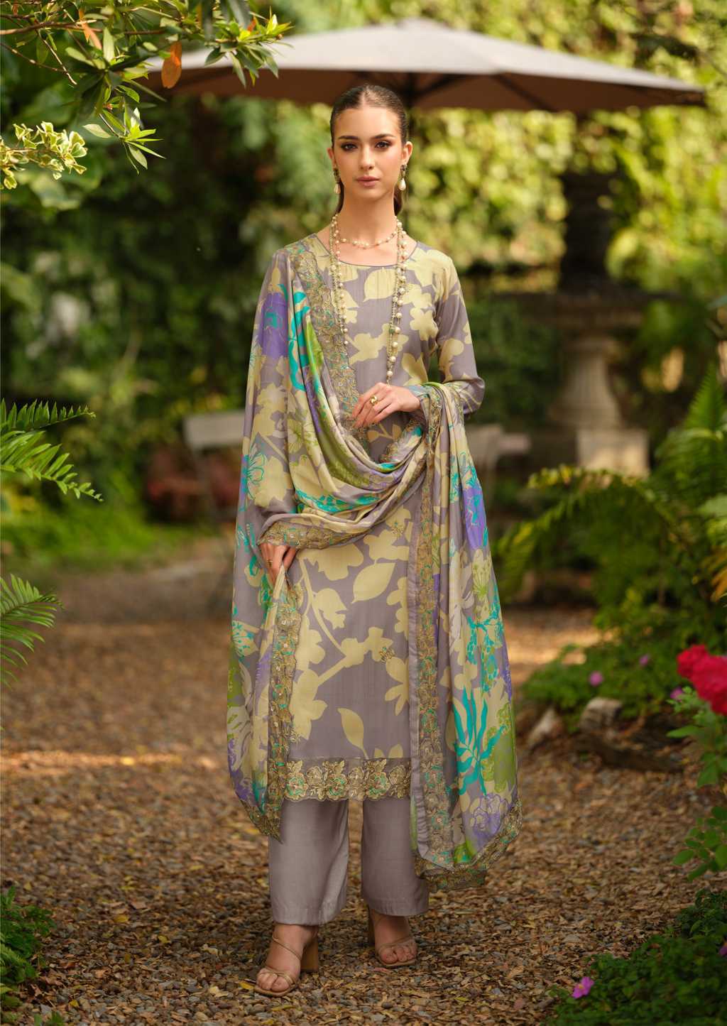 The Heritage Shop Gazab Vol 2 Viscose Salwar Suit Catalog 4 Pcs (6) The Heritage Shop Gazab Vol 2 Viscose Salwar Suit Catalog 4 Pcs - Image 7