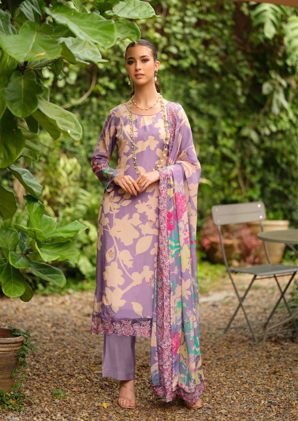 The Heritage Shop Gazab Vol 2 Viscose Salwar Suit Catalog 4 Pcs (9) The Heritage Shop Gazab Vol 2 Viscose Salwar Suit Catalog 4 Pcs - Image 10