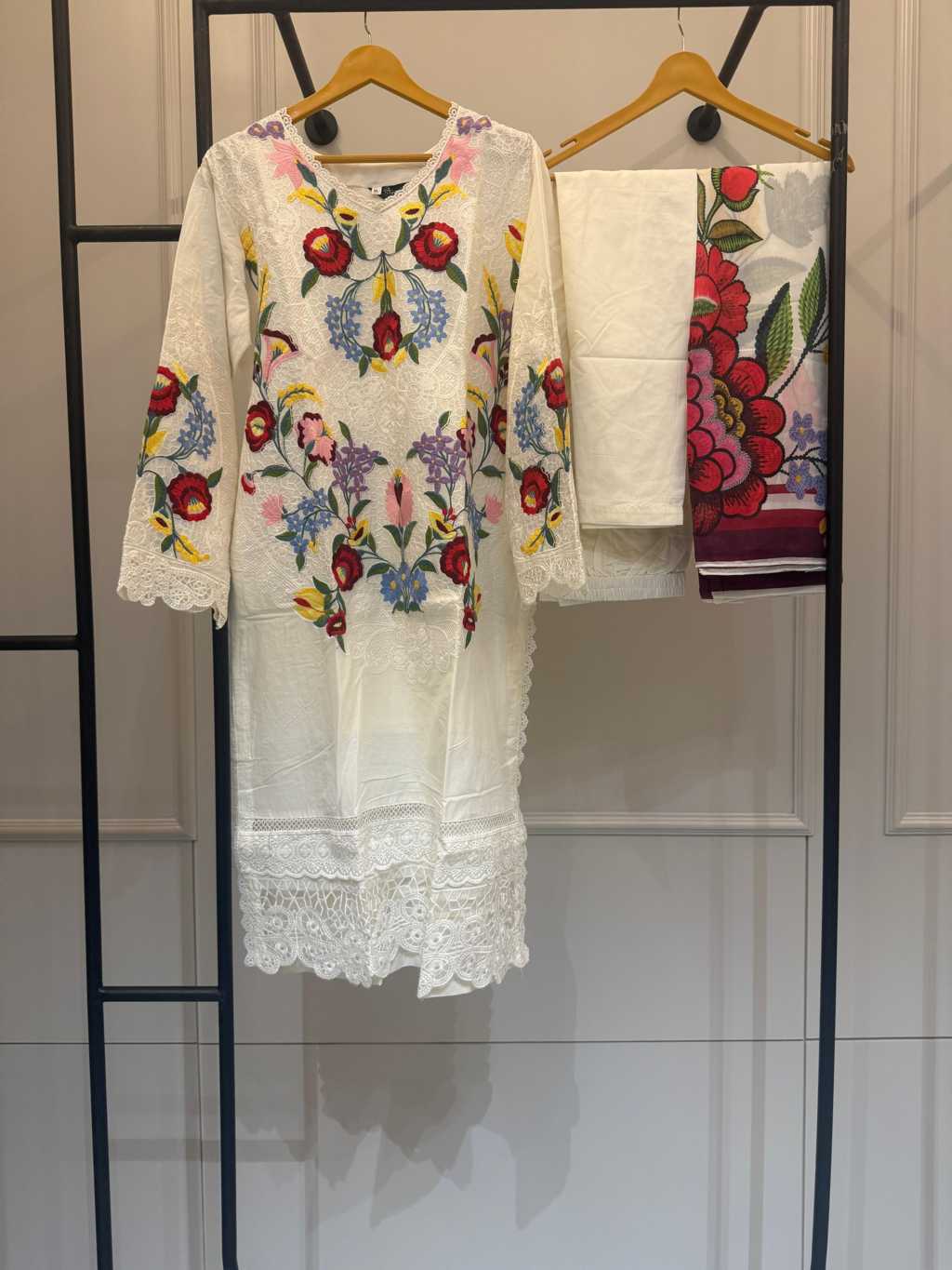 Shree Fabs Celebrity Choice SR 2539 A-D Cotton Readymade Salwar Suit Catalog 4 Pcs (7) Shree Fabs Celebrity Choice SR 2539 A-D Cotton Readymade Salwar Suit Catalog 4 Pcs - Image 8