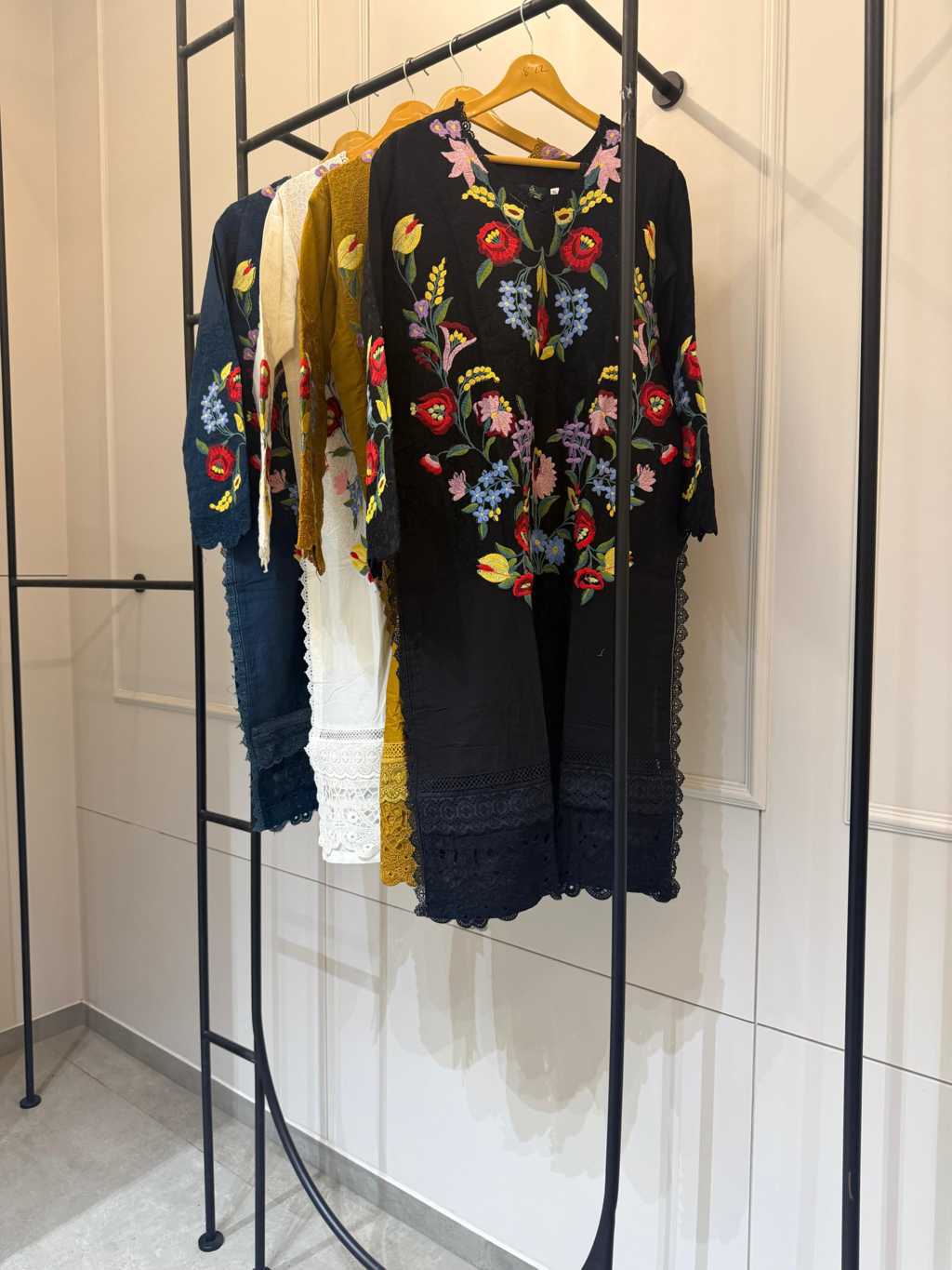 Shree Fabs Celebrity Choice SR 2539 A-D Cotton Readymade Salwar Suit Catalog 4 Pcs (9) Shree Fabs Celebrity Choice SR 2539 A-D Cotton Readymade Salwar Suit Catalog 4 Pcs - Image 10